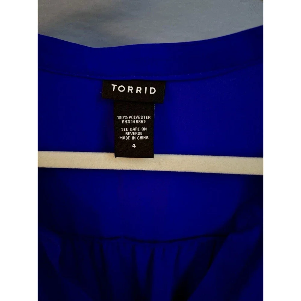 Torrid Blouse - Picture 3 of 4